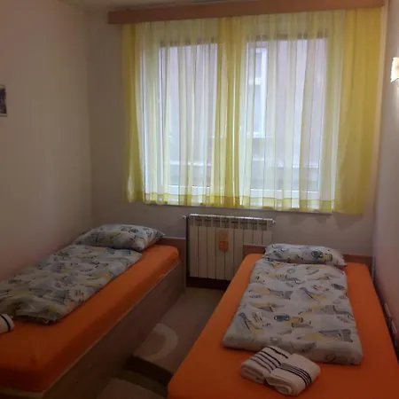 Apartman Pike Apartment *